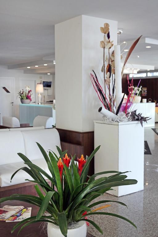 Hotel Bel Air Riccione Dış mekan fotoğraf